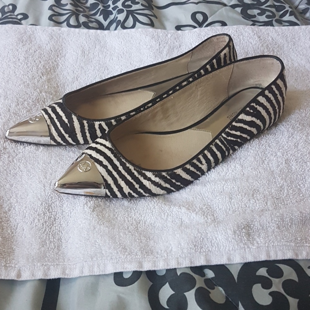 *SOLD*Michael Kors Pointy Toe Shoes SZ 8.5